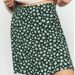 Reformation Flounce Skirt in Green Size 10